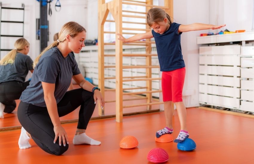 Vivência prática com fisioterapia neuropediátrica